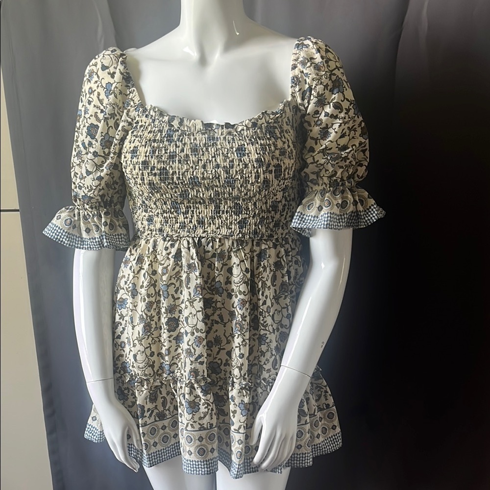 B Darlin Floral Smocked Dress - Blue and White. Size 3/4